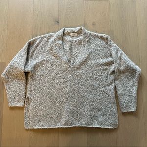 EUC Urban Outfitters sweater - size large